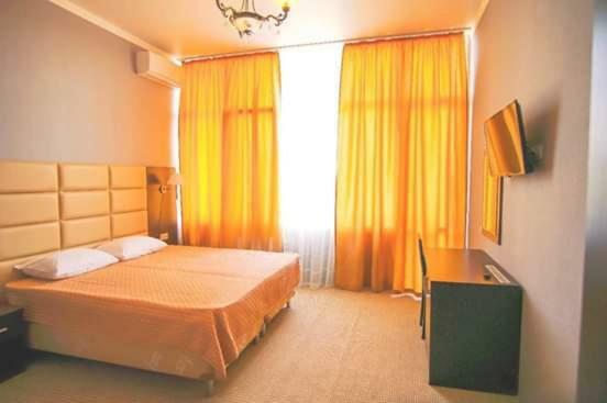 Sariya Hotel Kheivani Bagian luar foto