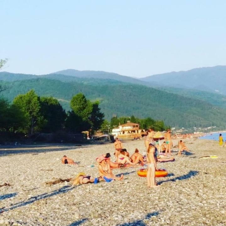 Sariya Hotel Kheivani Bagian luar foto